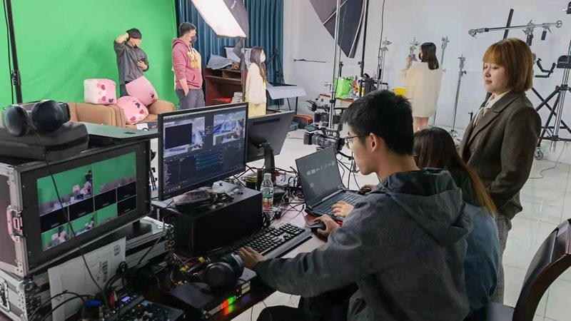 上海企业宣传片拍摄设备，揭秘高效制作的背后秘密